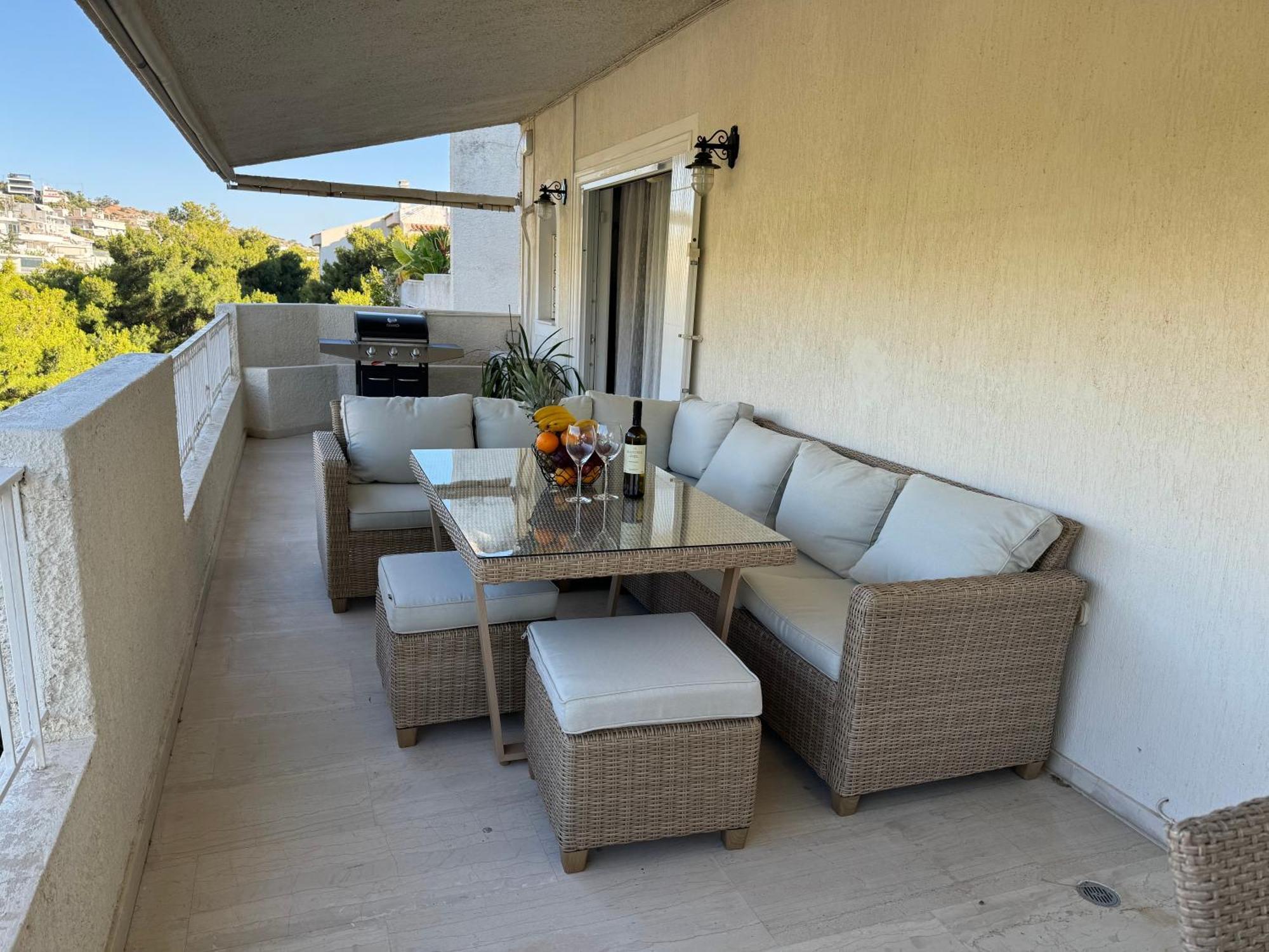 Vouliagmeni Seaside Escape Lägenhet Aten Exteriör bild